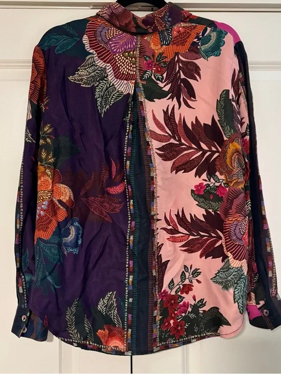 Farm Rio Blouse - Picture 5 of 8